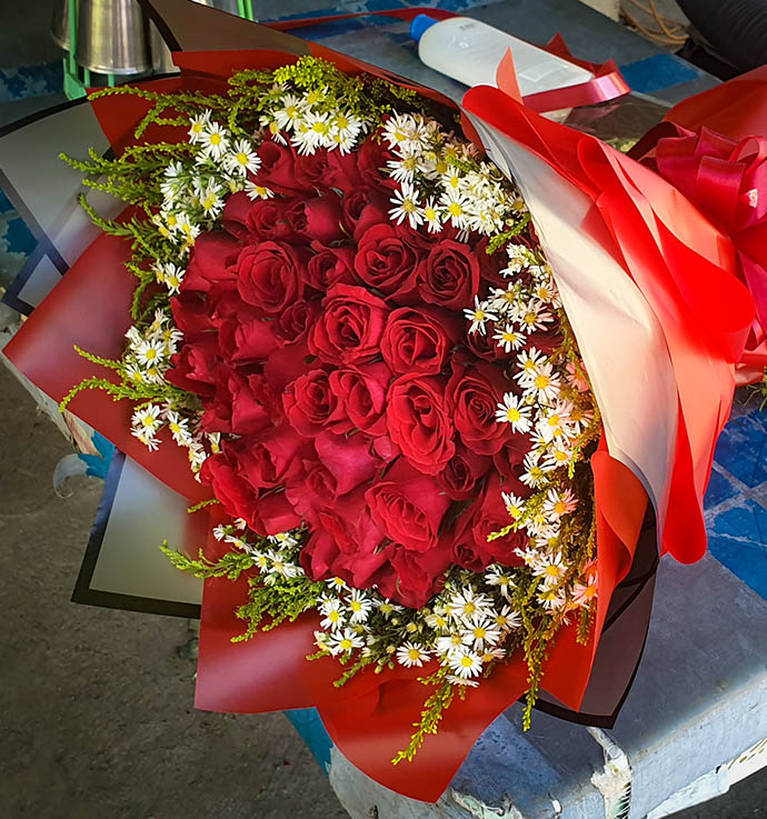 Tin's Flower Shop Flowers Delivered to Villasis in Pangasinan FREE